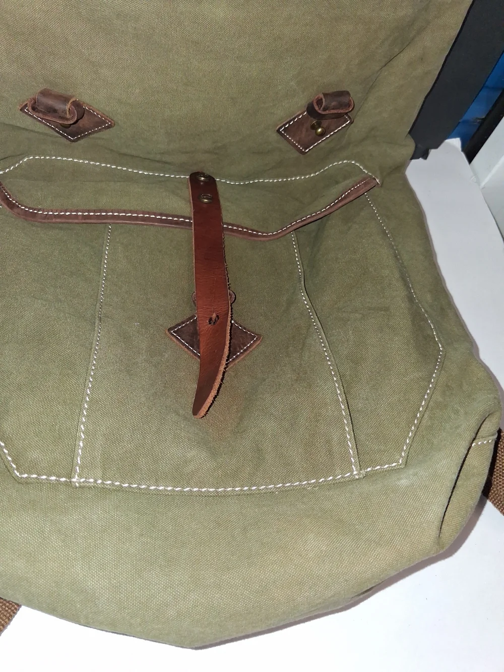 Gootium Military Style Canvas & Leather Travel Backpack Rucksack WWII Army Green